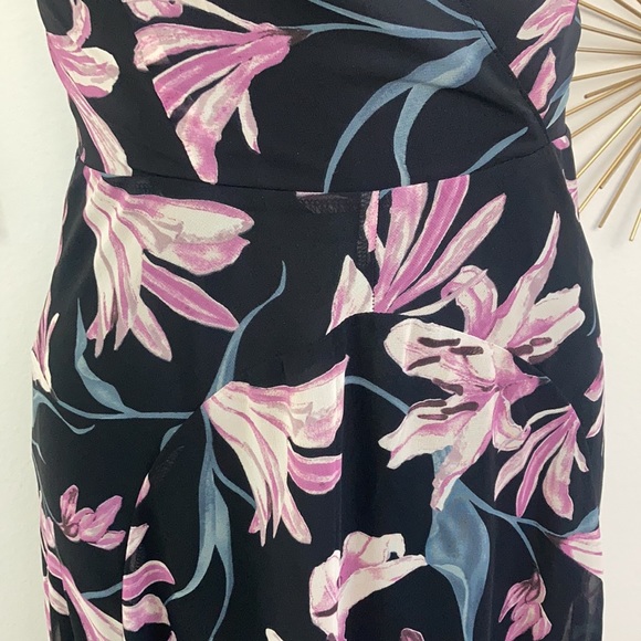 Astr Lily Floral Strappy Criss Cross Maxi Dress - Picture 5 of 9